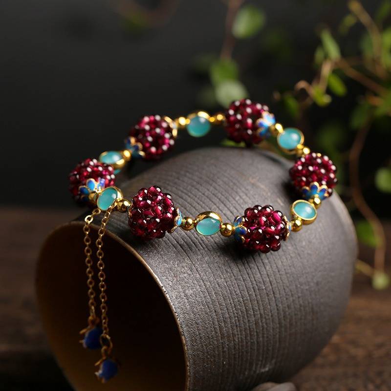 Armband Berries aus Natursteinen