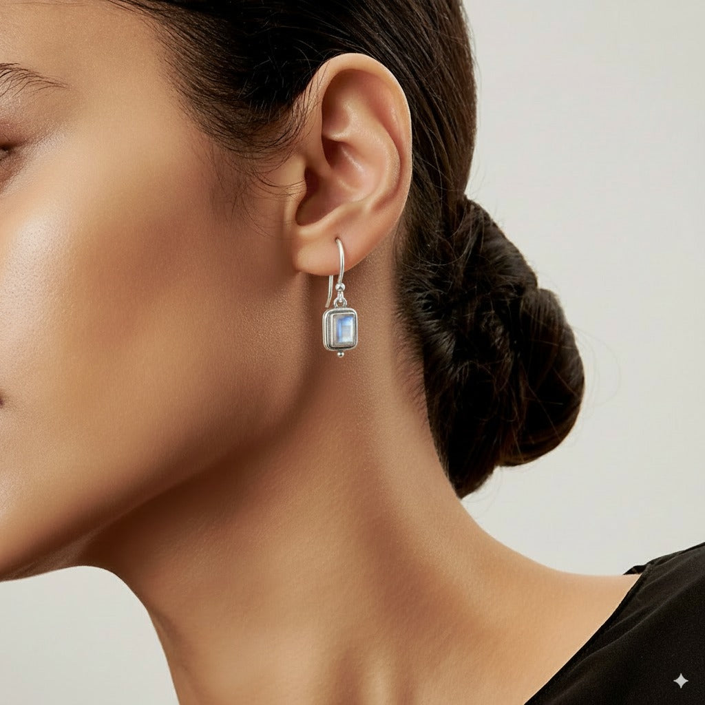 Beatriz - Vintage-Ohrringe mit quadrischem Mondstein