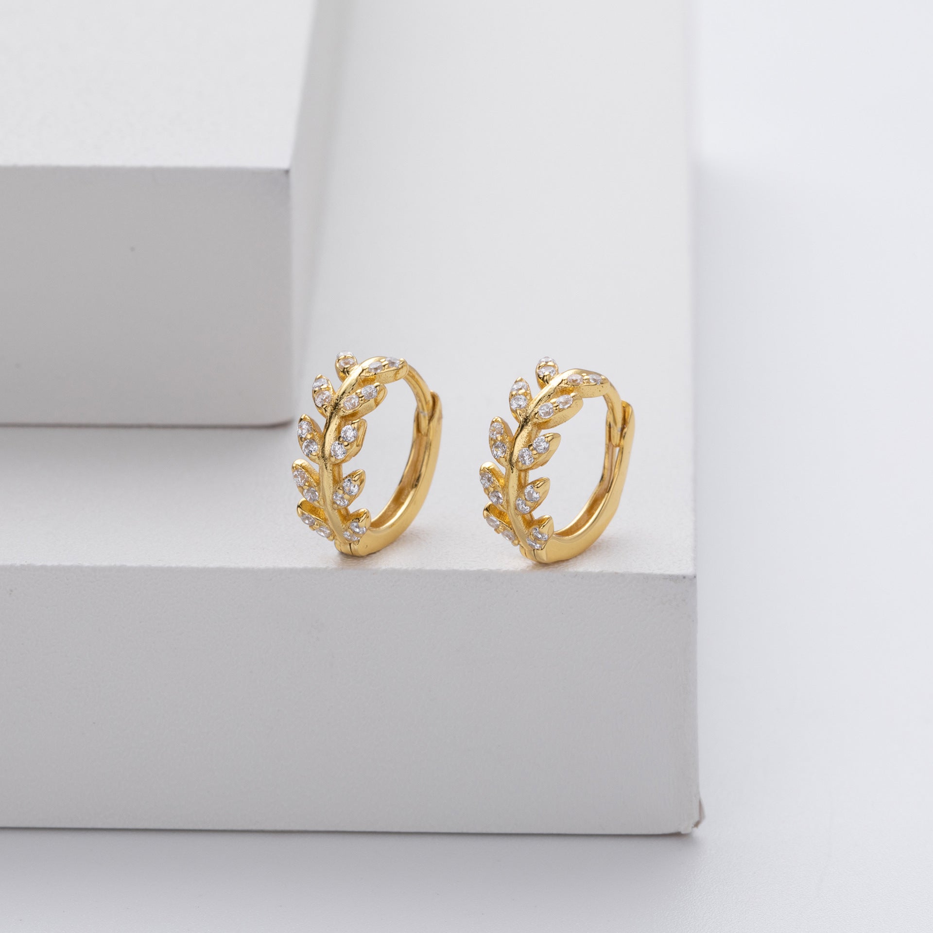 Blatt-Ohrringe aus Silber