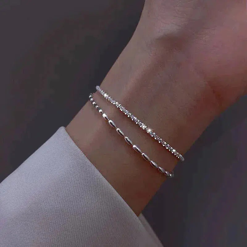 Elegantes Armband-Set aus Silber mit Zirkonsteinen